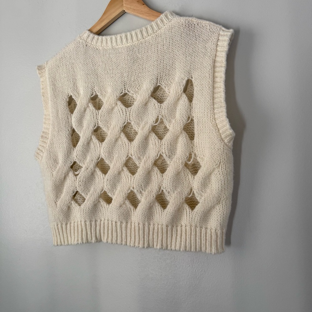 Anthropologie Pilcro Women’s Cutout Knit Vest ONE SIZE NWOT - Picture 7 of 13